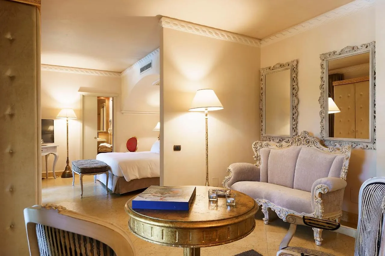 Romano Palace Luxury Hotel Catania