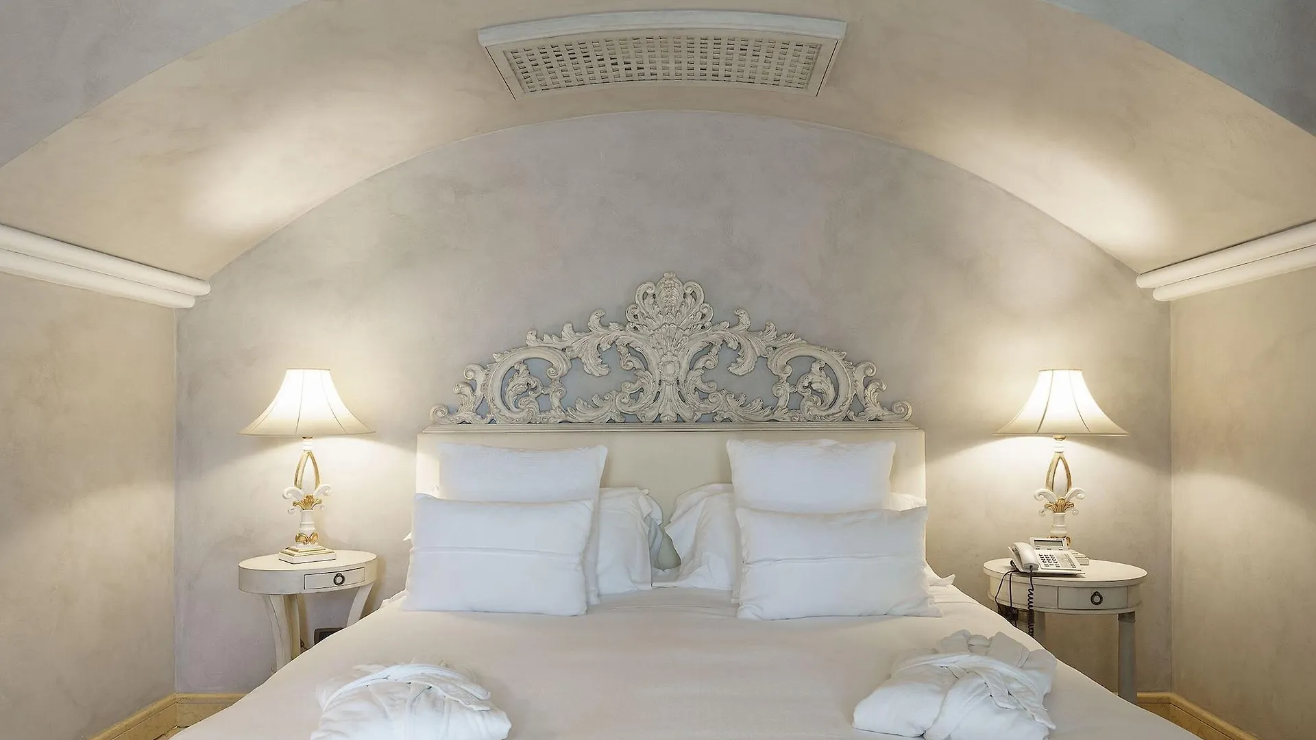 *****  Romano Palace Luxury Hotel Catania Italy