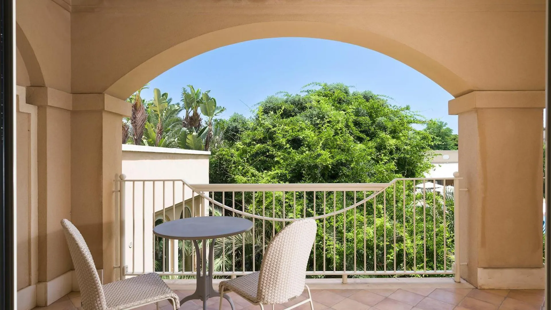 Romano Palace Luxury Hotel Catania 5*,