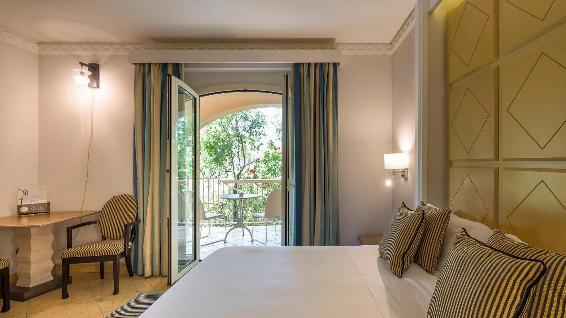 *****  Romano Palace Luxury Hotel Catania Italy